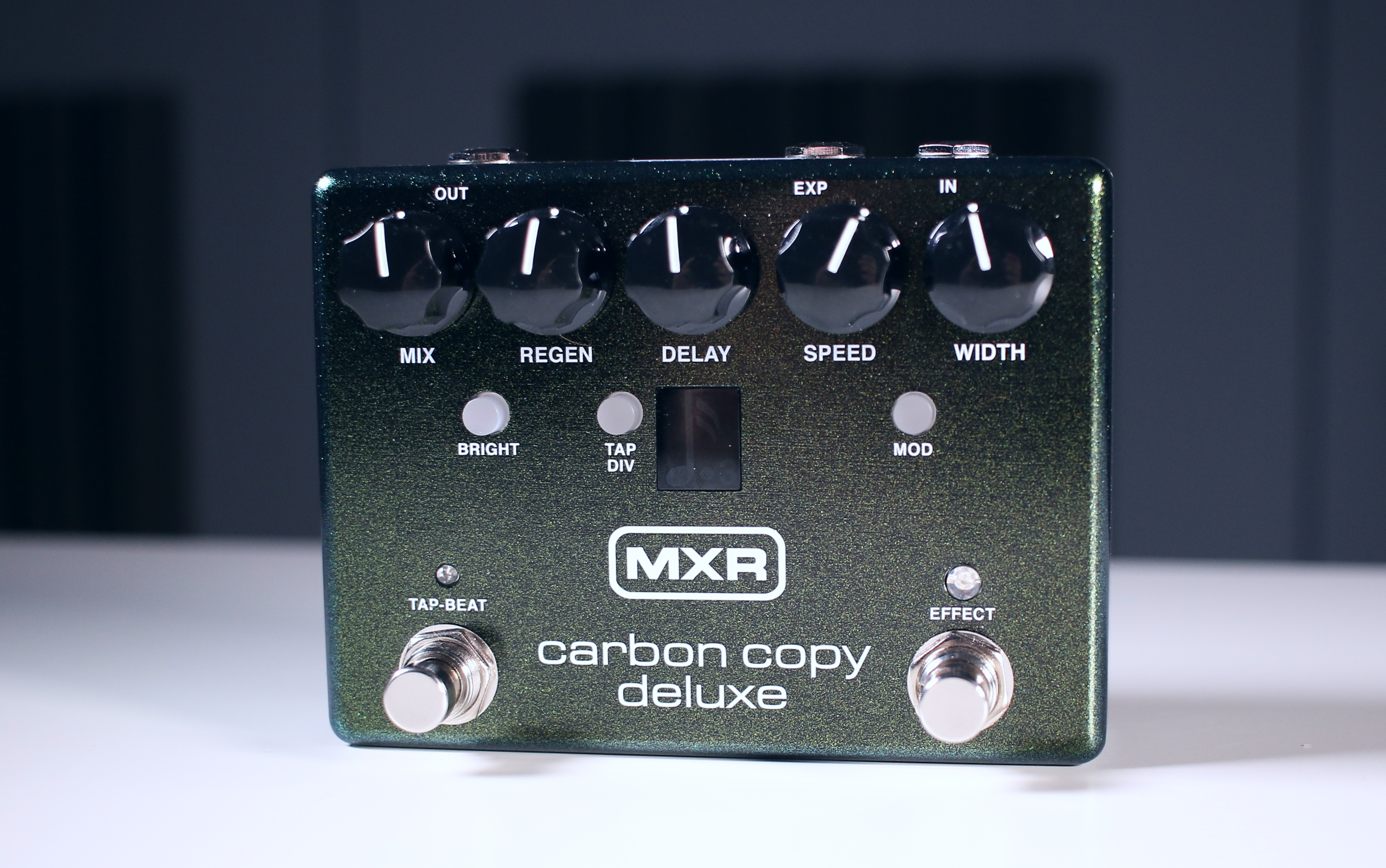 Review de Carbon Copy Deluxe, el delay analógico de MXR